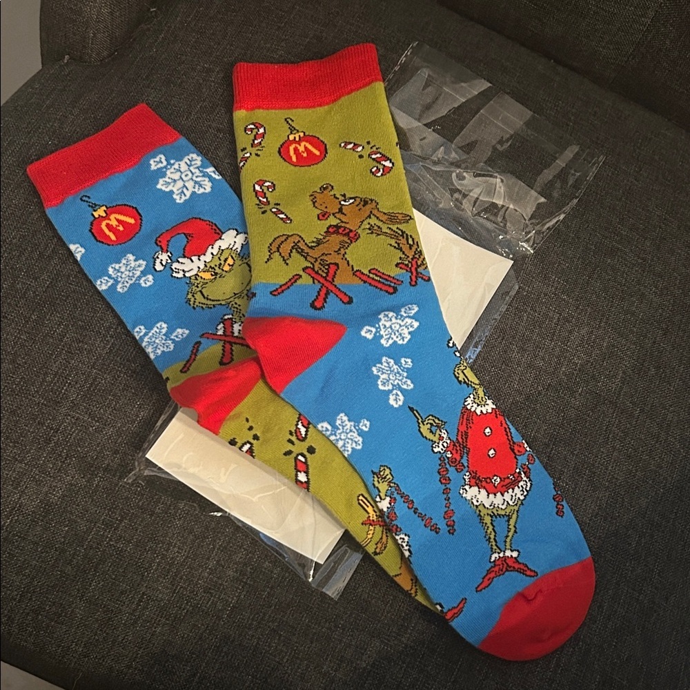NEW 🆕 The Grinch McDonald's Festive Socks with Max adult size never worn